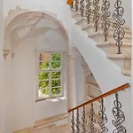 Palace Art I