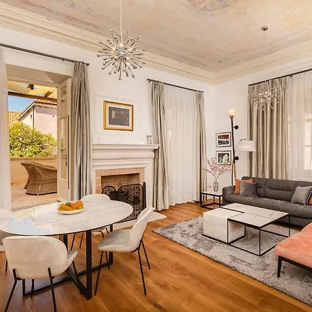 Palace Art I Dubrovnik