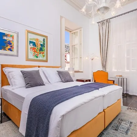 Palace Art I Dubrovnik